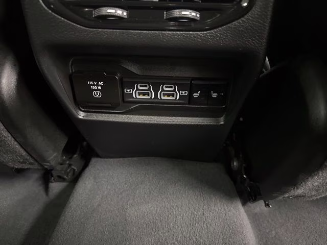 2023 Diamond Black Crystal Pearlcoat Jeep Grand Cherokee 4xe 4X4 SUV