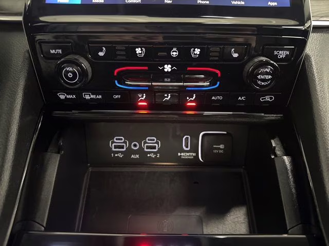 2023 Diamond Black Crystal Pearlcoat Jeep Grand Cherokee 4xe 4X4 SUV