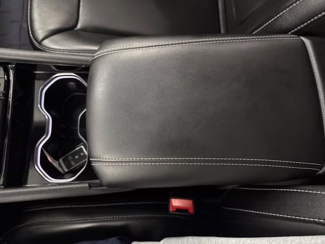 2023 Diamond Black Crystal Pearlcoat Jeep Grand Cherokee 4xe 4X4 SUV