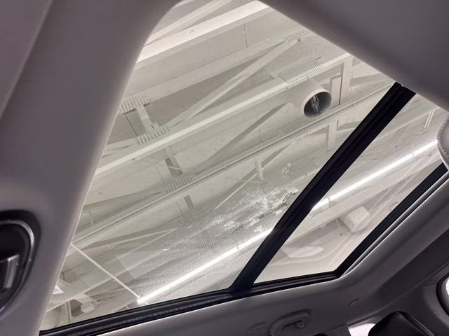 2023 Diamond Black Crystal Pearlcoat Jeep Grand Cherokee 4xe 4X4 SUV