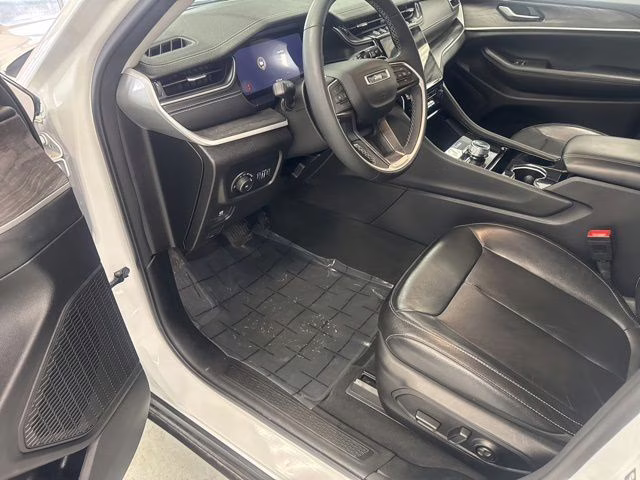 2023 Bright White Clearcoat Jeep Grand Cherokee Limited 4X4 SUV