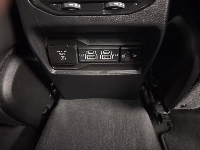 2023 Bright White Clearcoat Jeep Grand Cherokee Limited 4X4 SUV
