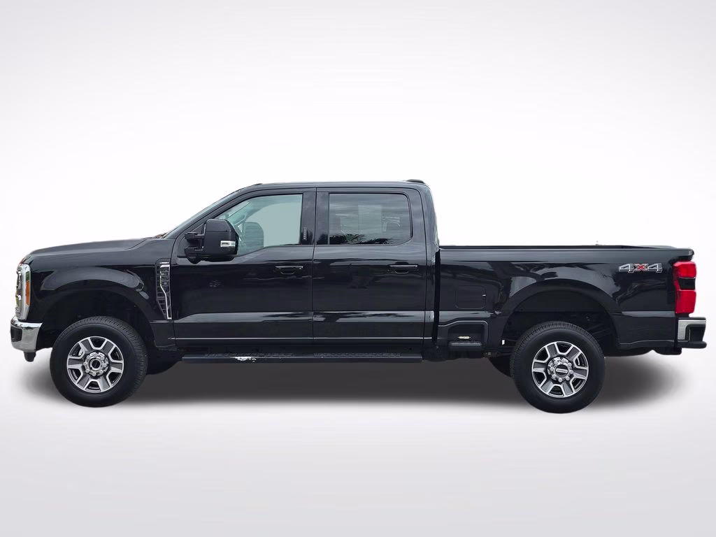 2023 Agate Black Metallic Ford Super Duty F-350 SRW Lariat 4X4 Truck