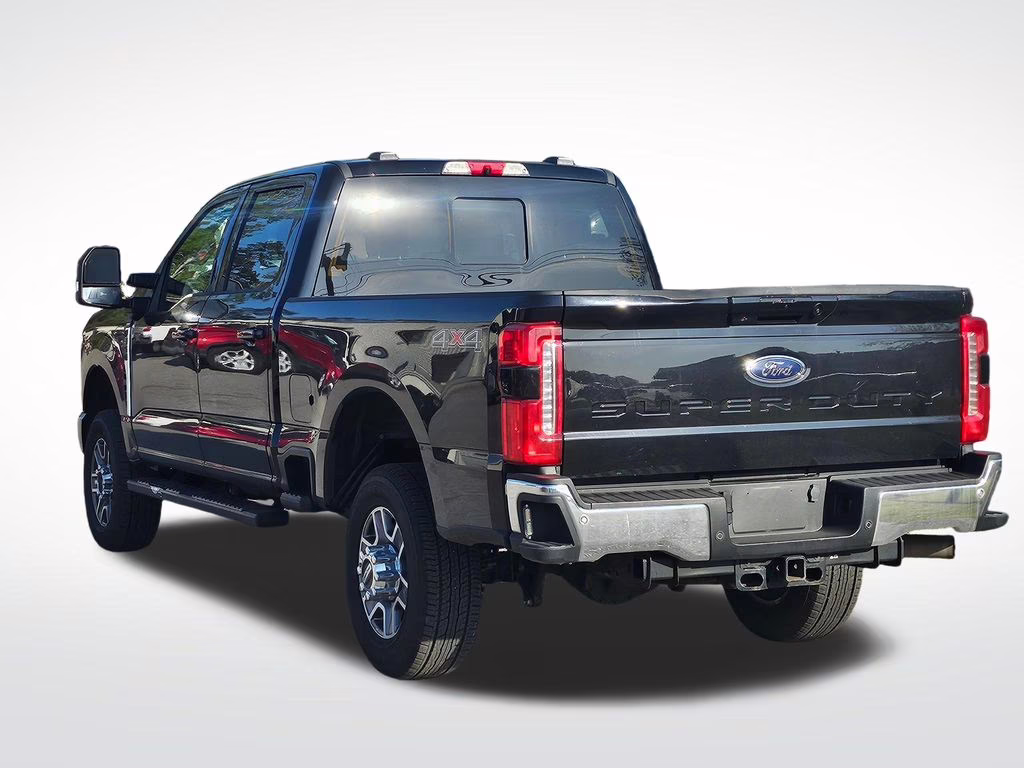 2023 Agate Black Metallic Ford Super Duty F-350 SRW Lariat 4X4 Truck