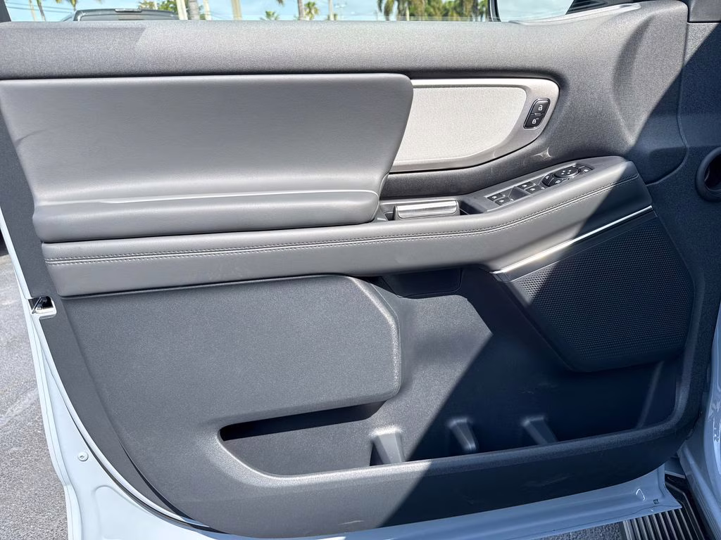 2026 Glacier Gray Metallic Tri-Coat Ford Expedition Max Active RWD SUV