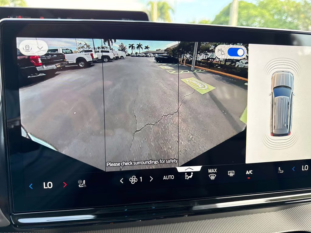 2026 Glacier Gray Metallic Tri-Coat Ford Expedition Max Active RWD SUV