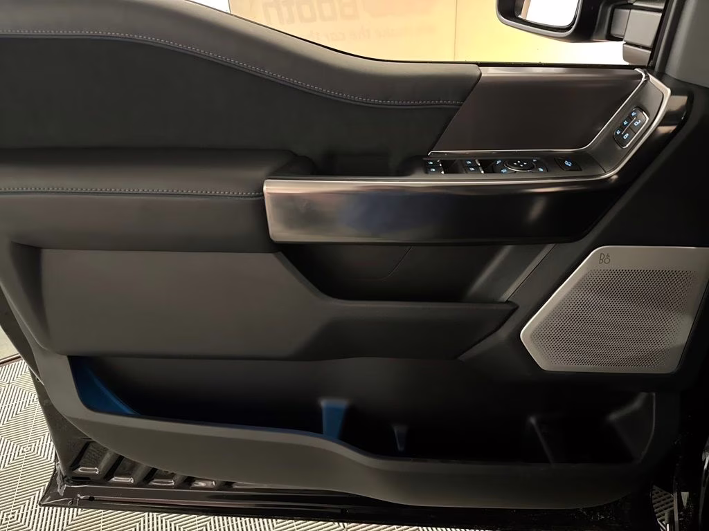 2026 Agate Black Metallic Ford Super Duty F-250 SRW Platinum 4X4 Truck