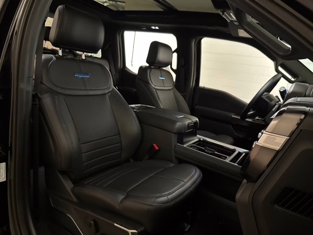 2026 Agate Black Metallic Ford Super Duty F-250 SRW Platinum 4X4 Truck