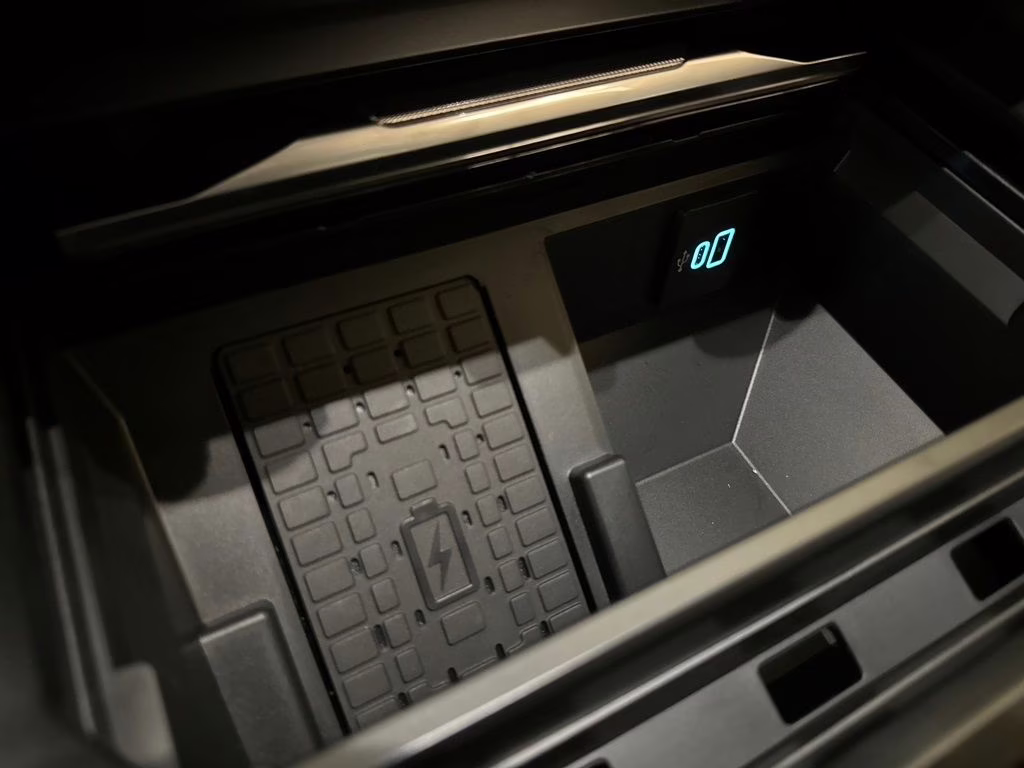 2026 Agate Black Metallic Ford Super Duty F-250 SRW Platinum 4X4 Truck