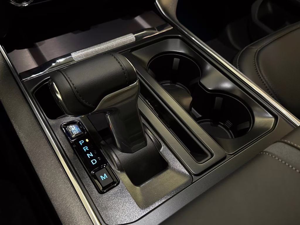 2026 Avalanche Ford F-150 Platinum 4X4 Truck