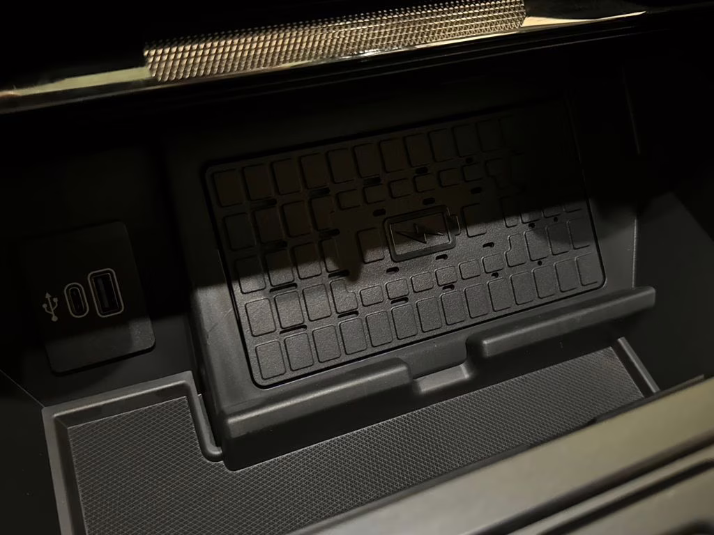 2026 Avalanche Ford F-150 Platinum 4X4 Truck