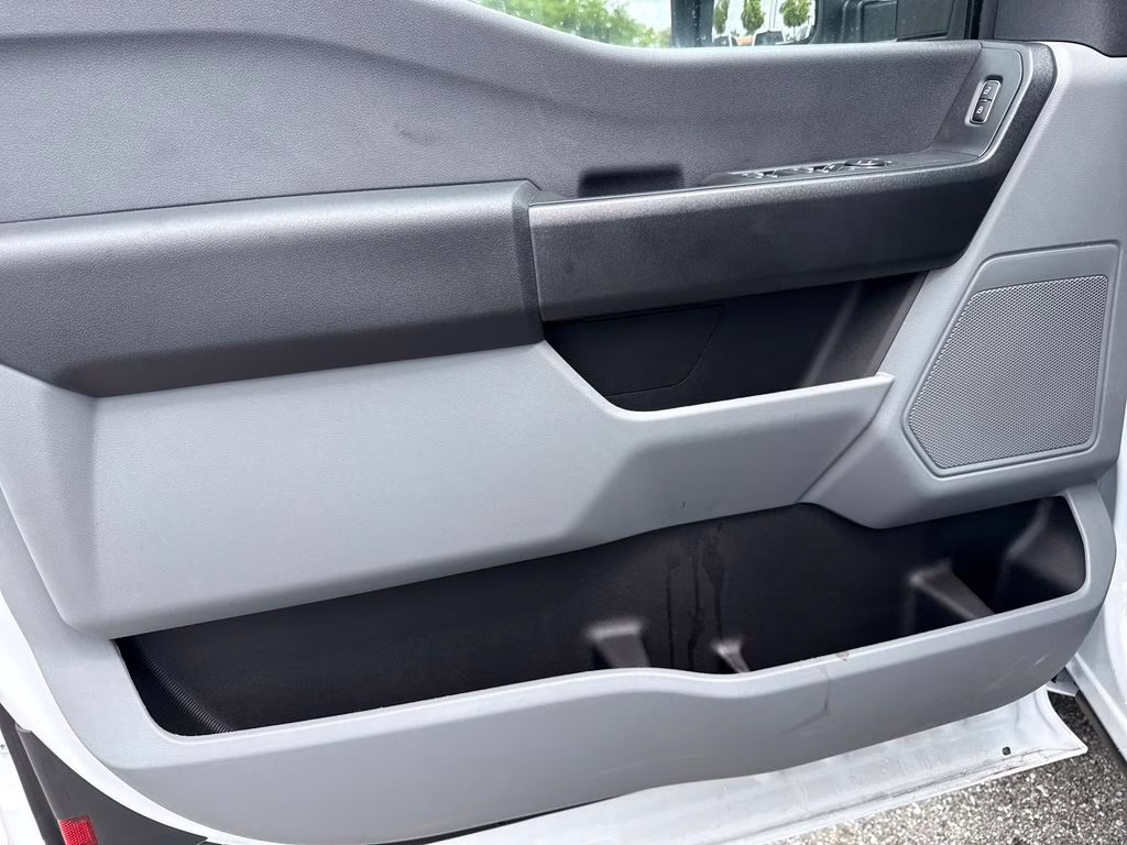 2026 Oxford White Ford Super Duty F-250 SRW XL RWD Truck