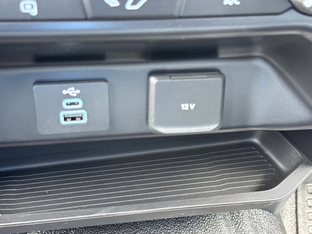 2026 Oxford White Ford Super Duty F-250 SRW XL 4X4 Truck