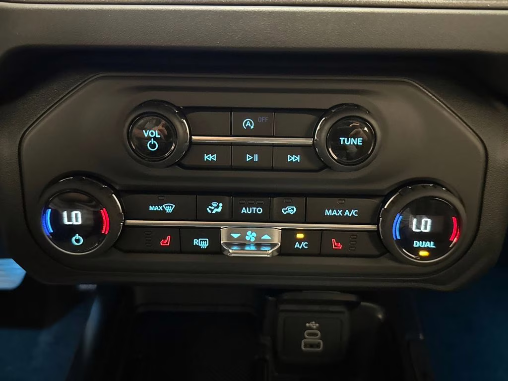 2026 Ruby Red Metallic Tinted Clearcoat Ford Bronco Big Bend 4X4 SUV