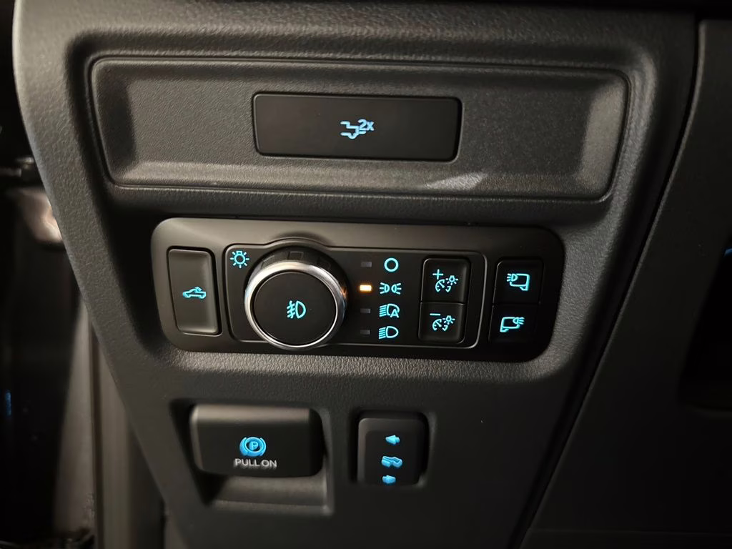 2026 Gray Metallic Ford F-150 Lariat 4X4 Truck