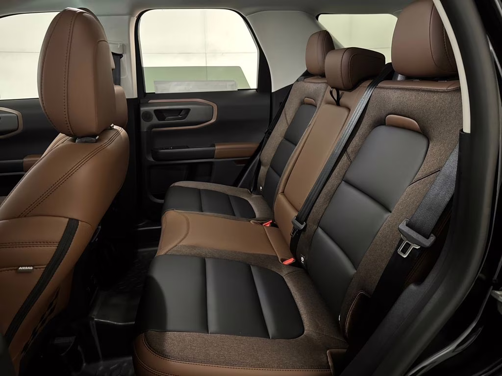 2026 Shadow Black Ford Bronco Sport Outer Banks 4X4 SUV