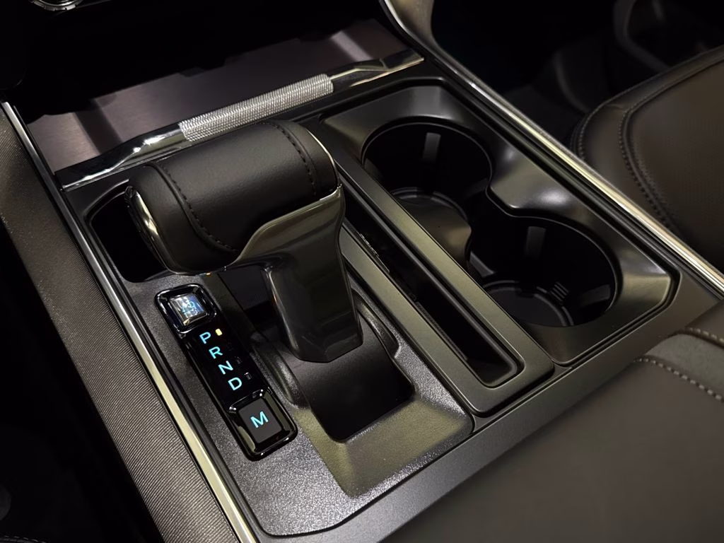 2026 Avalanche Ford F-150 Platinum 4X4 Truck