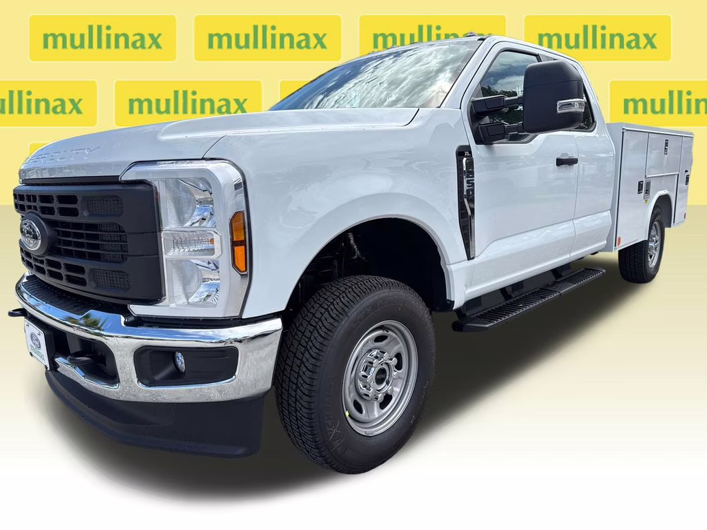 2026 Oxford White Ford Super Duty F-250 SRW XL 4X4 Truck