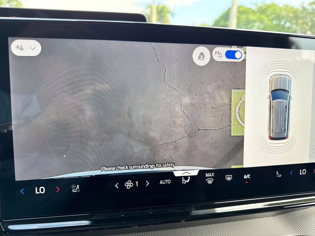 2026 Glacier Gray Metallic Tri-Coat Ford Expedition Max Active RWD SUV