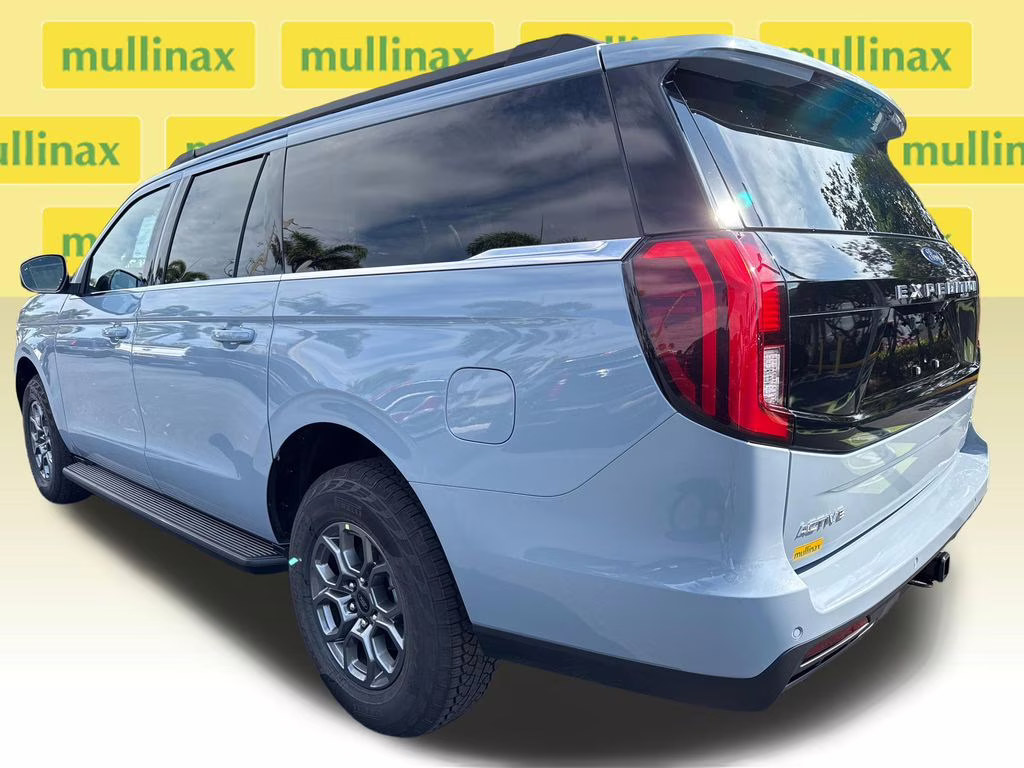 2026 Glacier Gray Metallic Tri-Coat Ford Expedition Max Active RWD SUV
