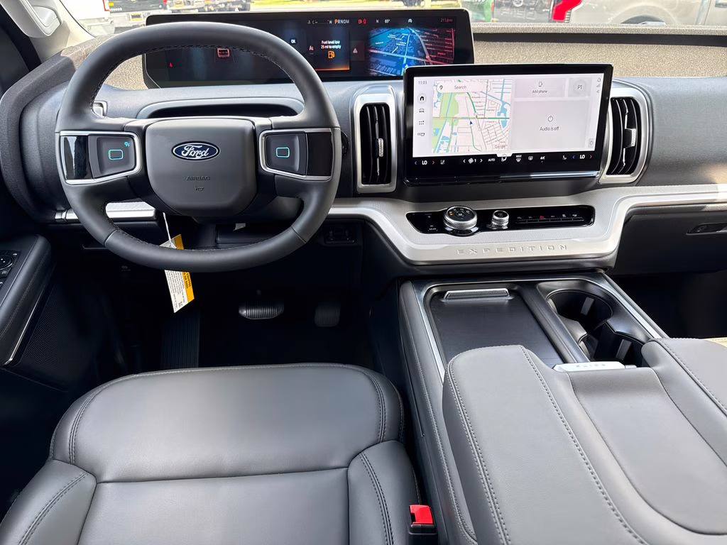 2026 Glacier Gray Metallic Tri-Coat Ford Expedition Max Active RWD SUV