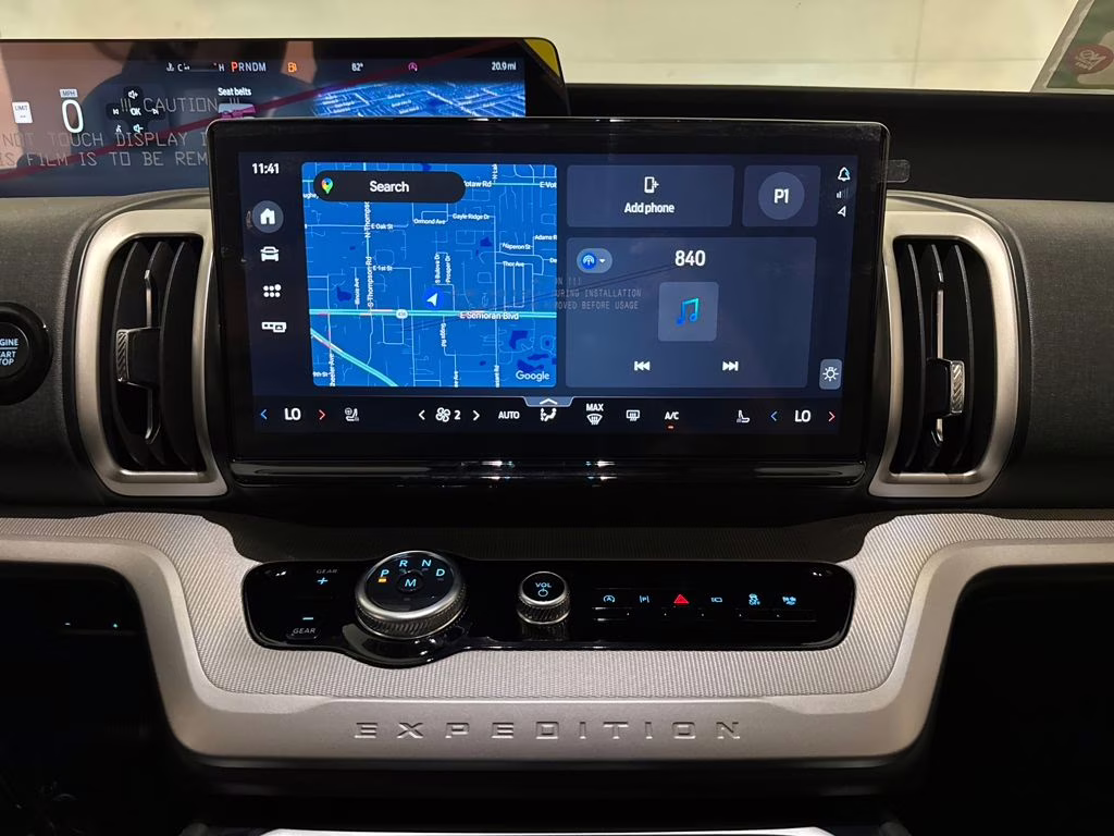 2026 Space Silver Metallic Ford Expedition Active RWD SUV