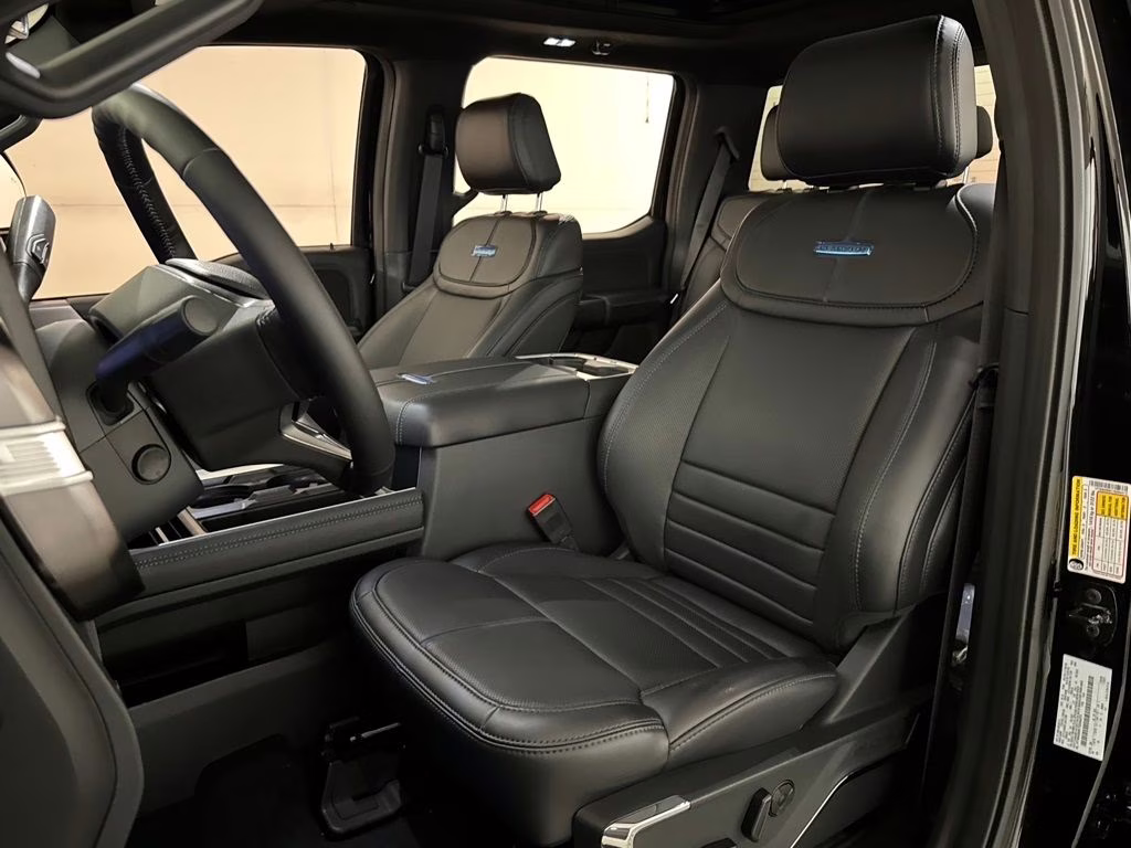 2026 Agate Black Metallic Ford Super Duty F-250 SRW Platinum 4X4 Truck