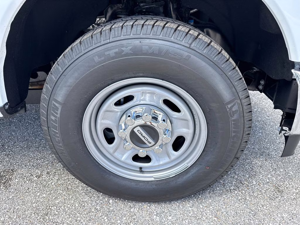 2026 Oxford White Ford Super Duty F-250 SRW XL RWD Truck