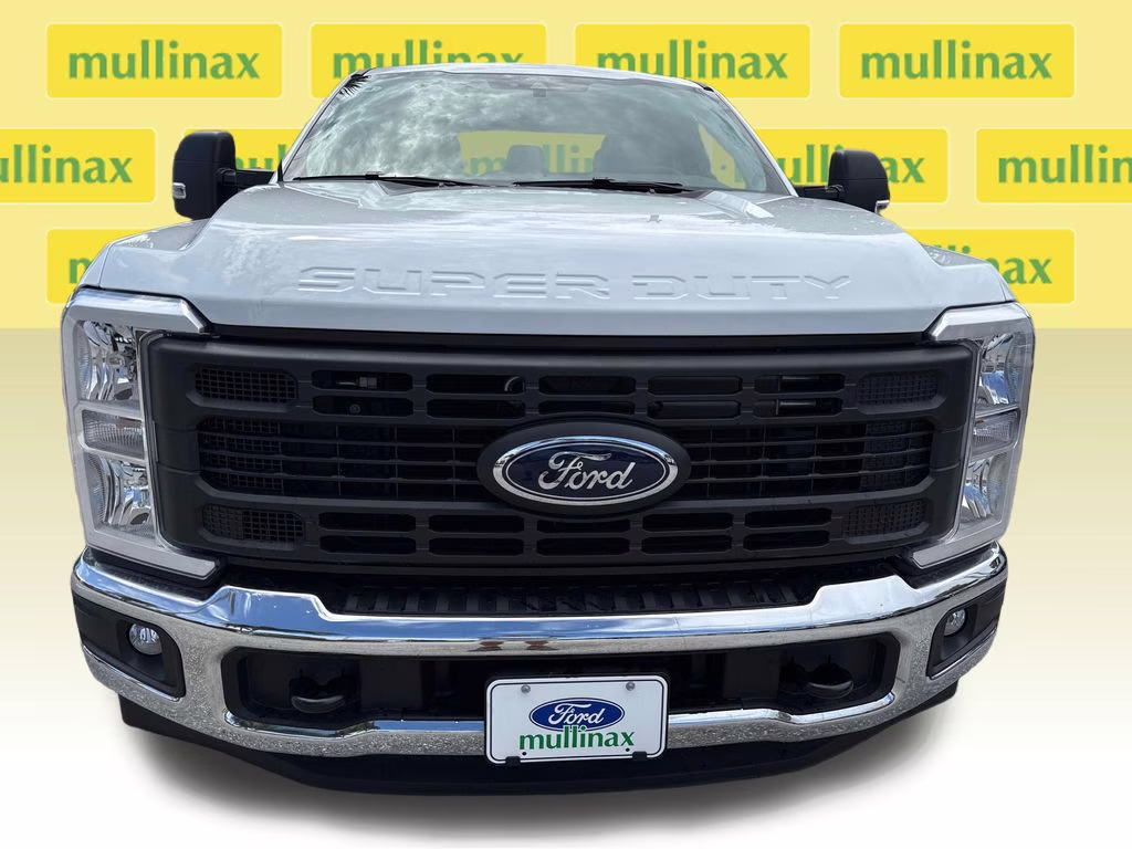 2026 Oxford White Ford Super Duty F-250 SRW XL RWD Truck