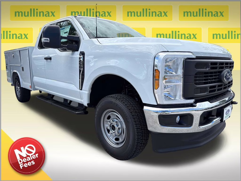 2026 Oxford White Ford Super Duty F-250 SRW XL 4X4 Truck