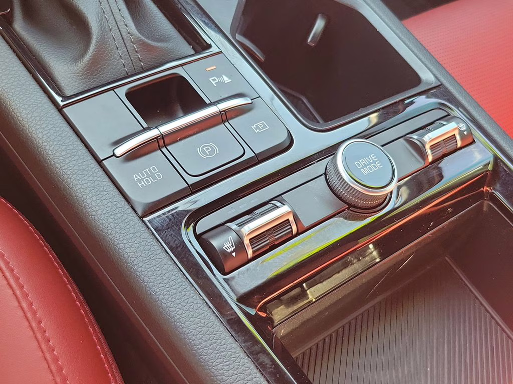 2025 Snow White Pearl Kia K5 GT-Line FWD Sedan