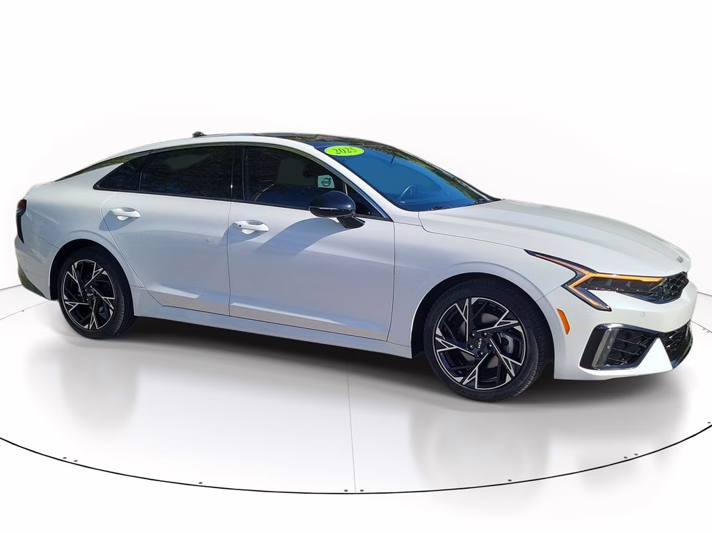 2025 Snow White Pearl Kia K5 GT-Line FWD Sedan
