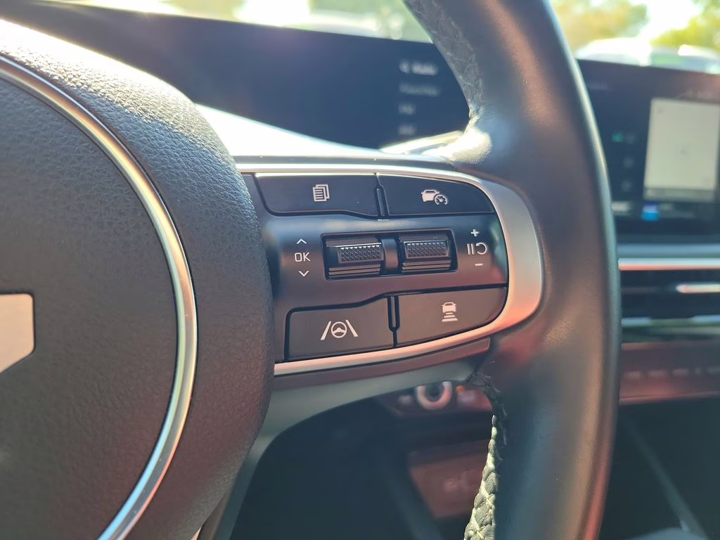 2025 Snow White Pearl Kia K5 GT-Line FWD Sedan