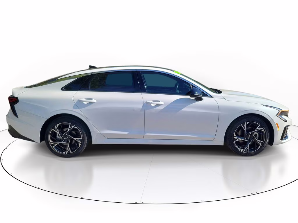 2025 Snow White Pearl Kia K5 GT-Line FWD Sedan