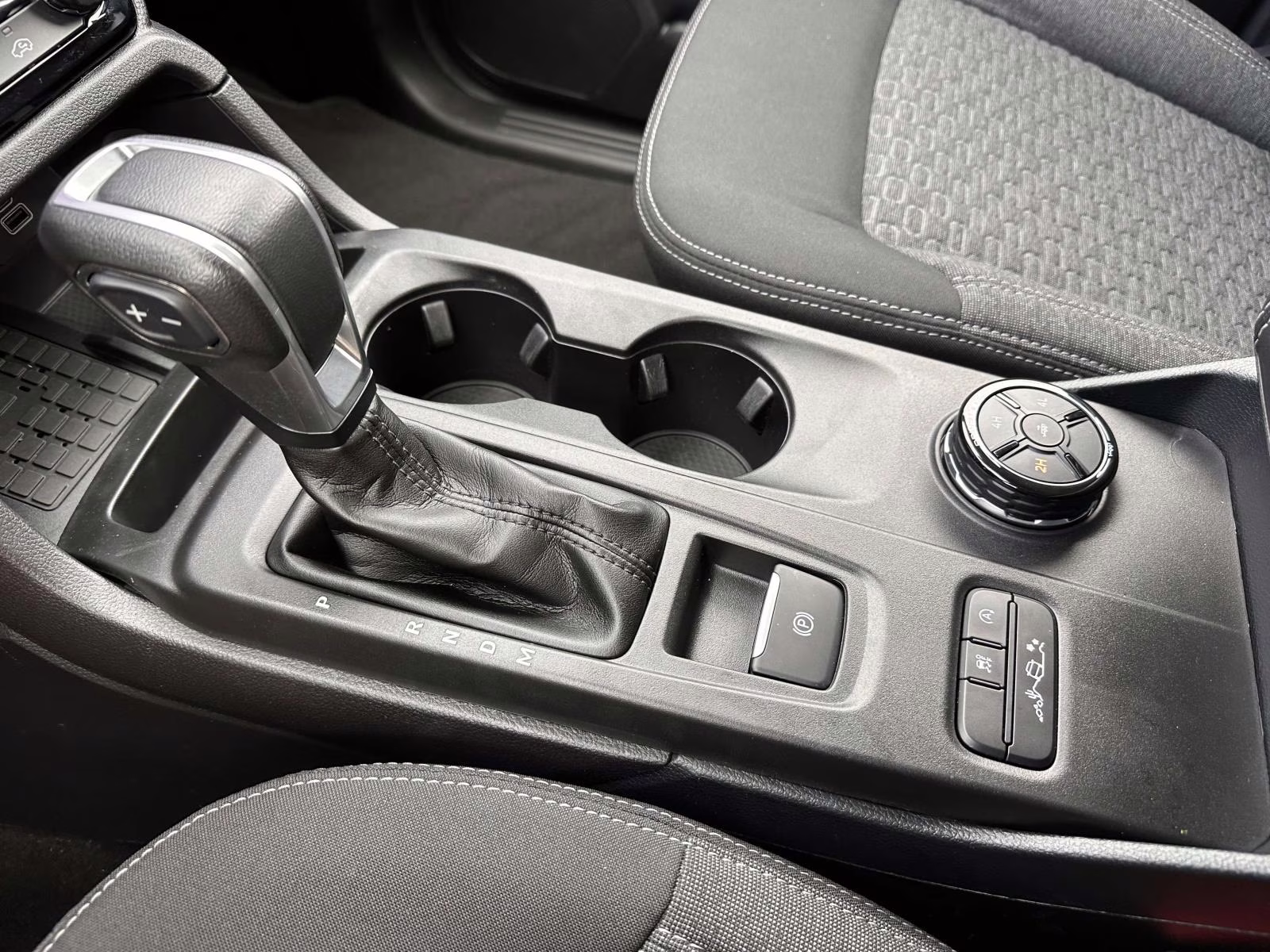 2024 Oxford White Ford Ranger XLT 4WD SuperCrew 5' Box 4X4 Truck