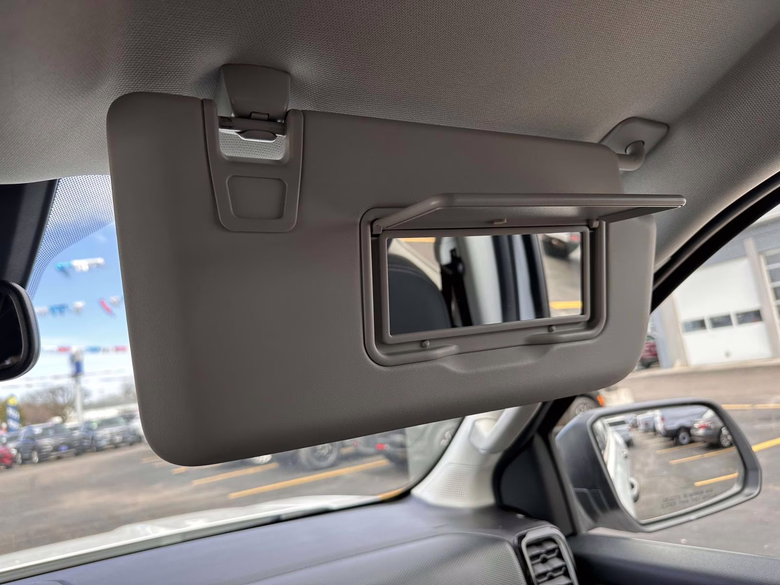 2024 Oxford White Ford Ranger XLT 4WD SuperCrew 5' Box 4X4 Truck