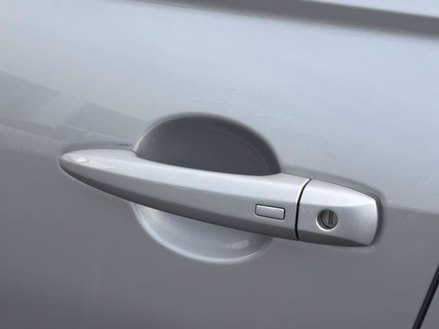 2024 Brilliant Silver Metallic Nissan Altima 2.5 SR FWD Sedan