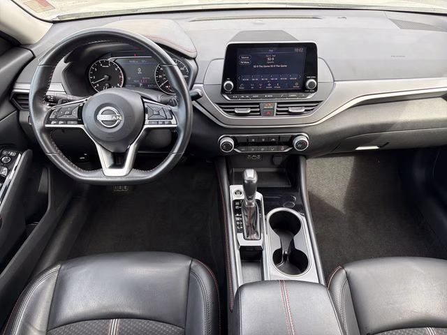 2024 Brilliant Silver Metallic Nissan Altima 2.5 SR FWD Sedan