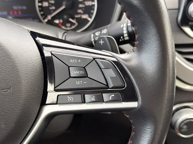 2024 Brilliant Silver Metallic Nissan Altima 2.5 SR FWD Sedan