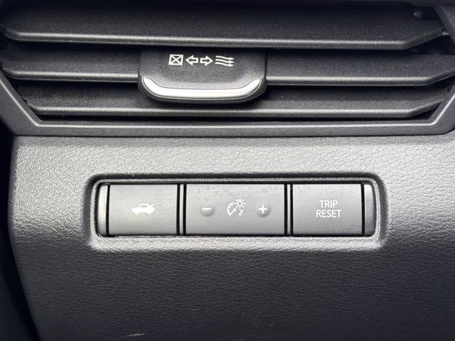 2024 Brilliant Silver Metallic Nissan Altima 2.5 SR FWD Sedan