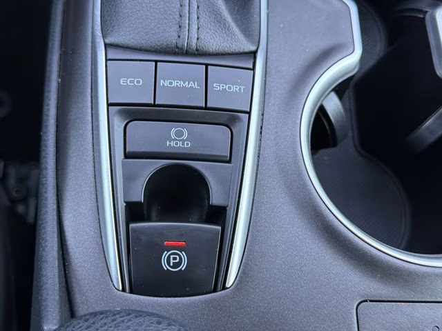 2024 Ice Cap Toyota Camry XLE FWD Sedan