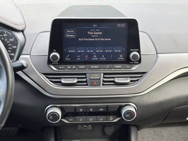2024 Brilliant Silver Metallic Nissan Altima 2.5 SR FWD Sedan