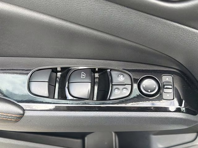 2024 Brilliant Silver Metallic Nissan Altima 2.5 SR FWD Sedan