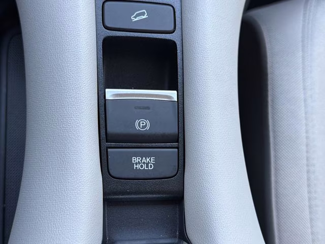 2023 Urban Gray Pearl Honda HR-V LX FWD SUV
