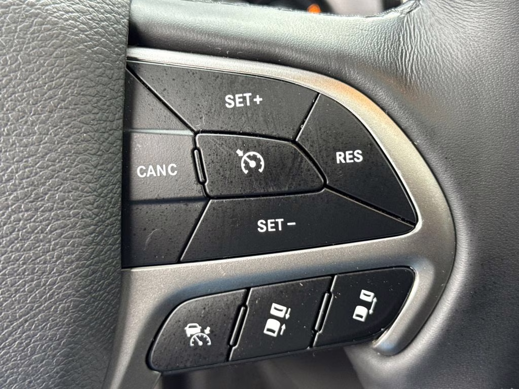 2021 Bright White Clearcoat Jeep Grand Cherokee 80th Anniversary Edition 4X4 SUV