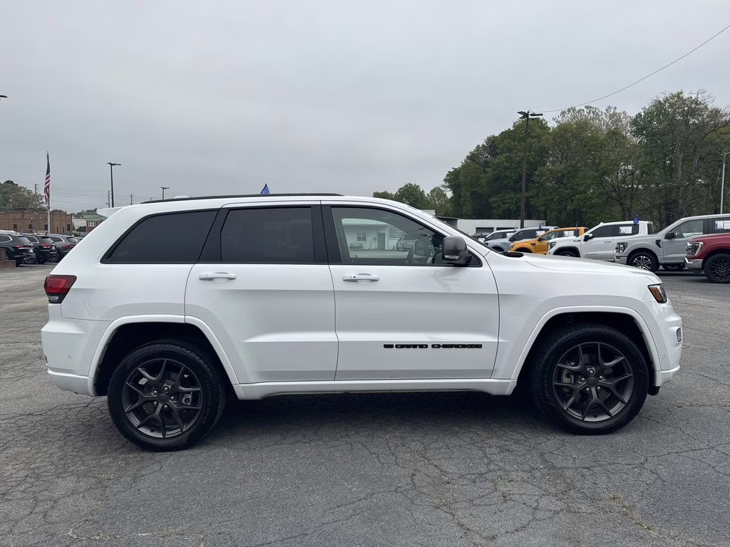 2021 Bright White Clearcoat Jeep Grand Cherokee 80th Anniversary Edition 4X4 SUV