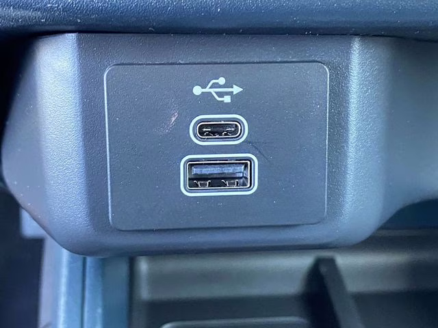 2026 Oxford White Ford Maverick XL AWD Truck