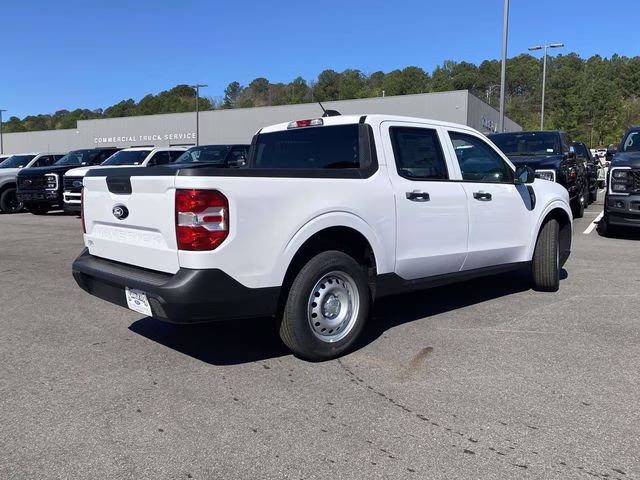 2026 Oxford White Ford Maverick XL AWD Truck