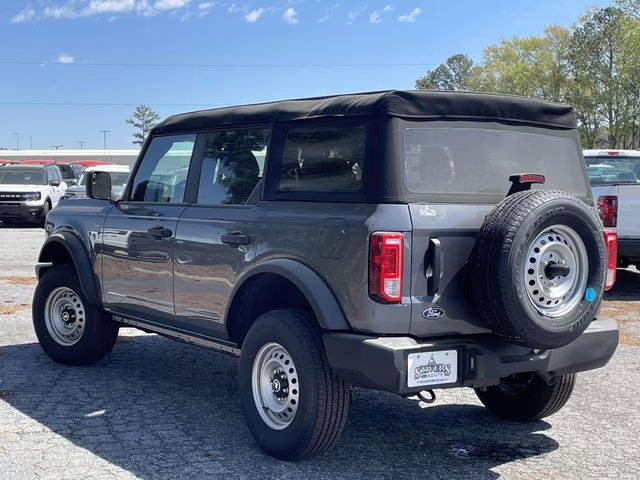 2026 Gray Metallic Ford Bronco Base 4X4 SUV