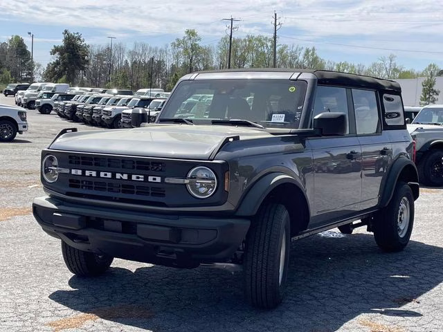 2026 Gray Metallic Ford Bronco Base 4X4 SUV